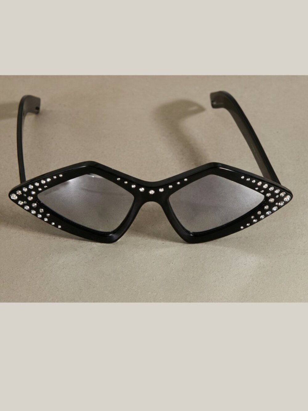 Gucci Hollywood Forever GG0496S Black Crystal Cat Eye Sunglasses - Picture 3 of 8